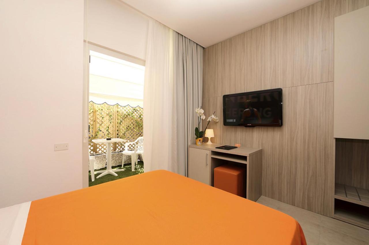 Hotel Simi Lan Lignano Sabbiadoro Eksteriør bilde