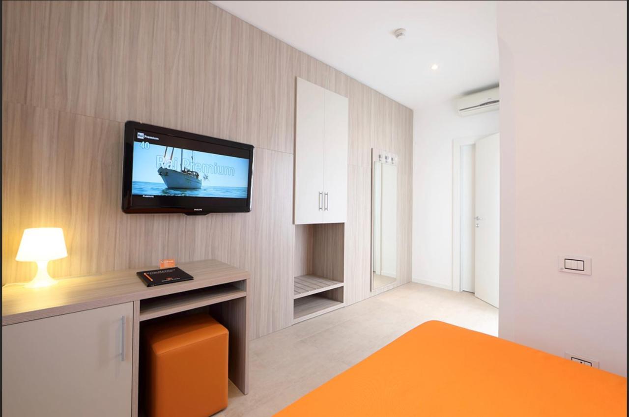 Hotel Simi Lan Lignano Sabbiadoro Eksteriør bilde